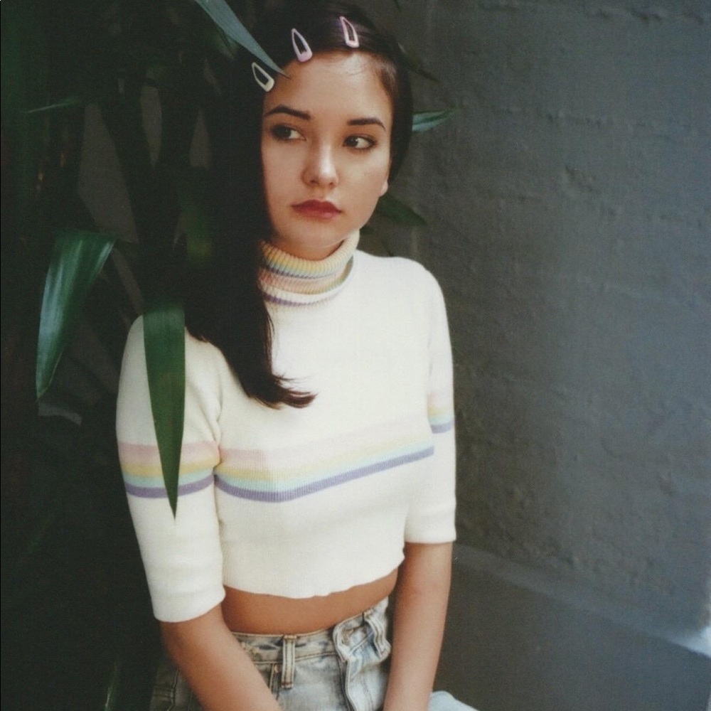 UNIF Relly Top in White & Pastel